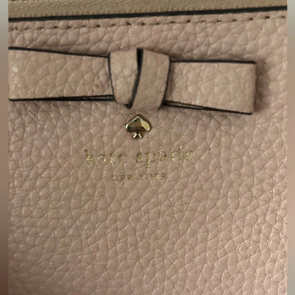 Kate Spade New York Poppy Pebbled Leather Card Wallet Zip Around‎ Pink Keyring